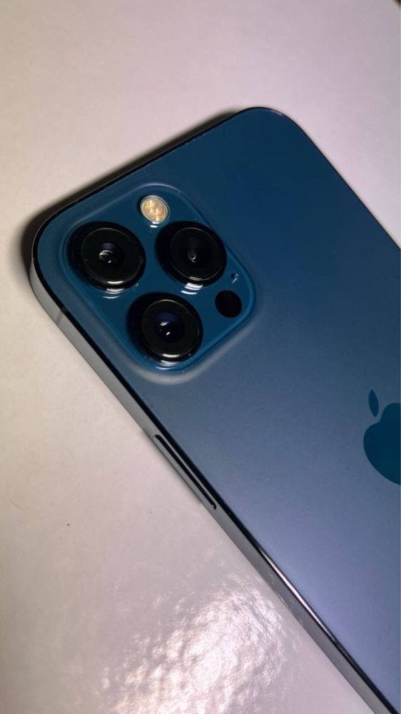 Продам Iphone 12 Pro Max 128gb