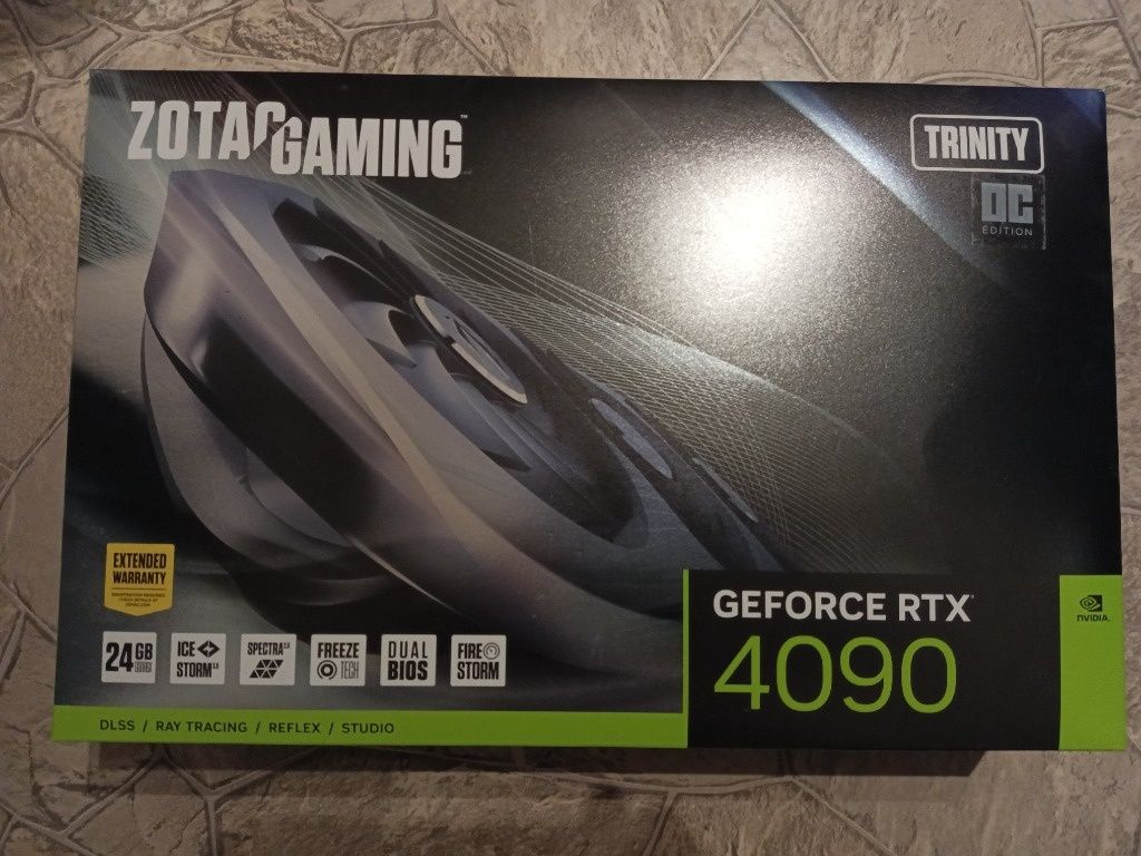 Pudełko ZOTAC GAMING GeForce RTX 4090 Trinity