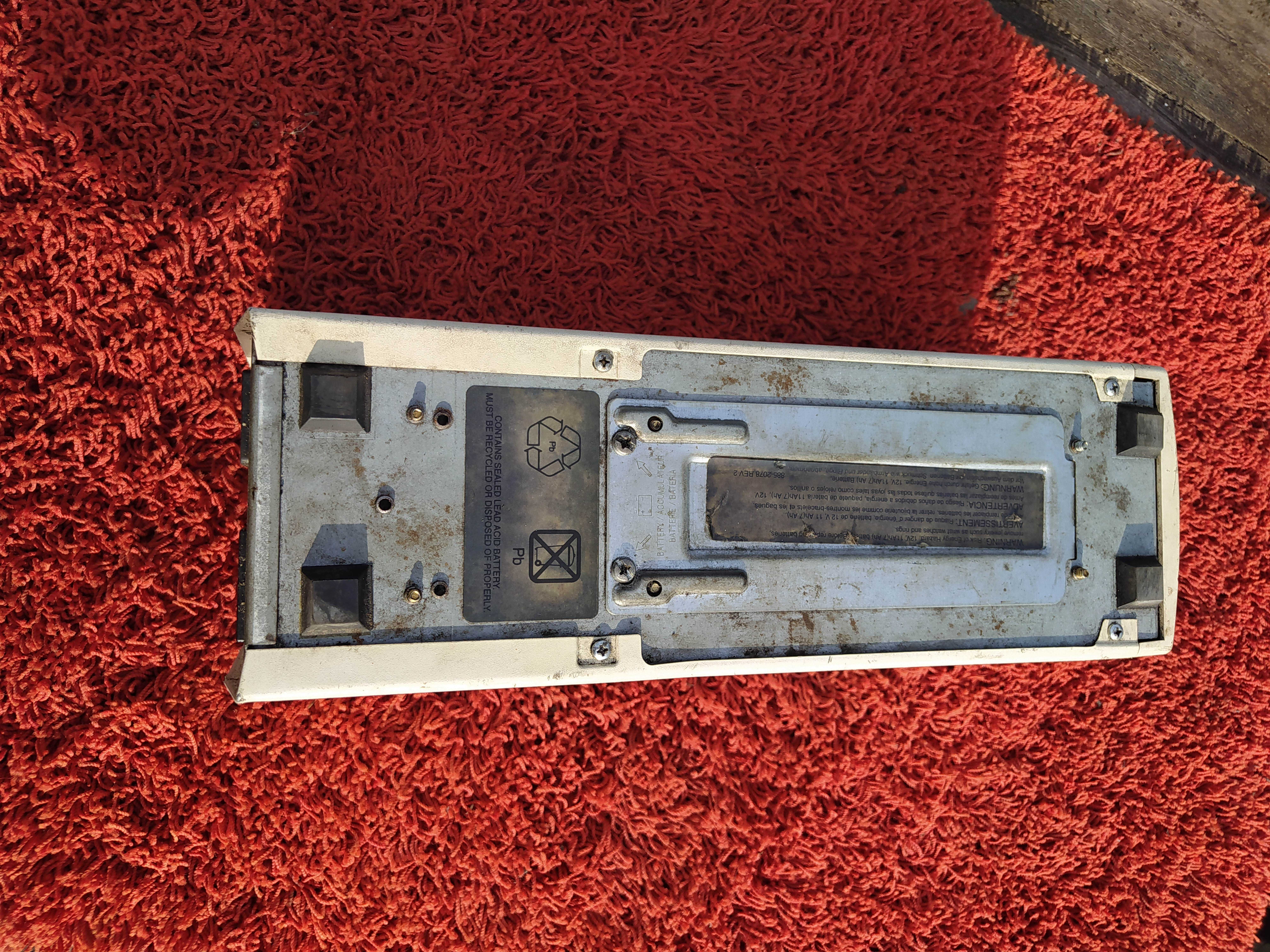 APC Back UPS 400 Awaryjne zasilanie
