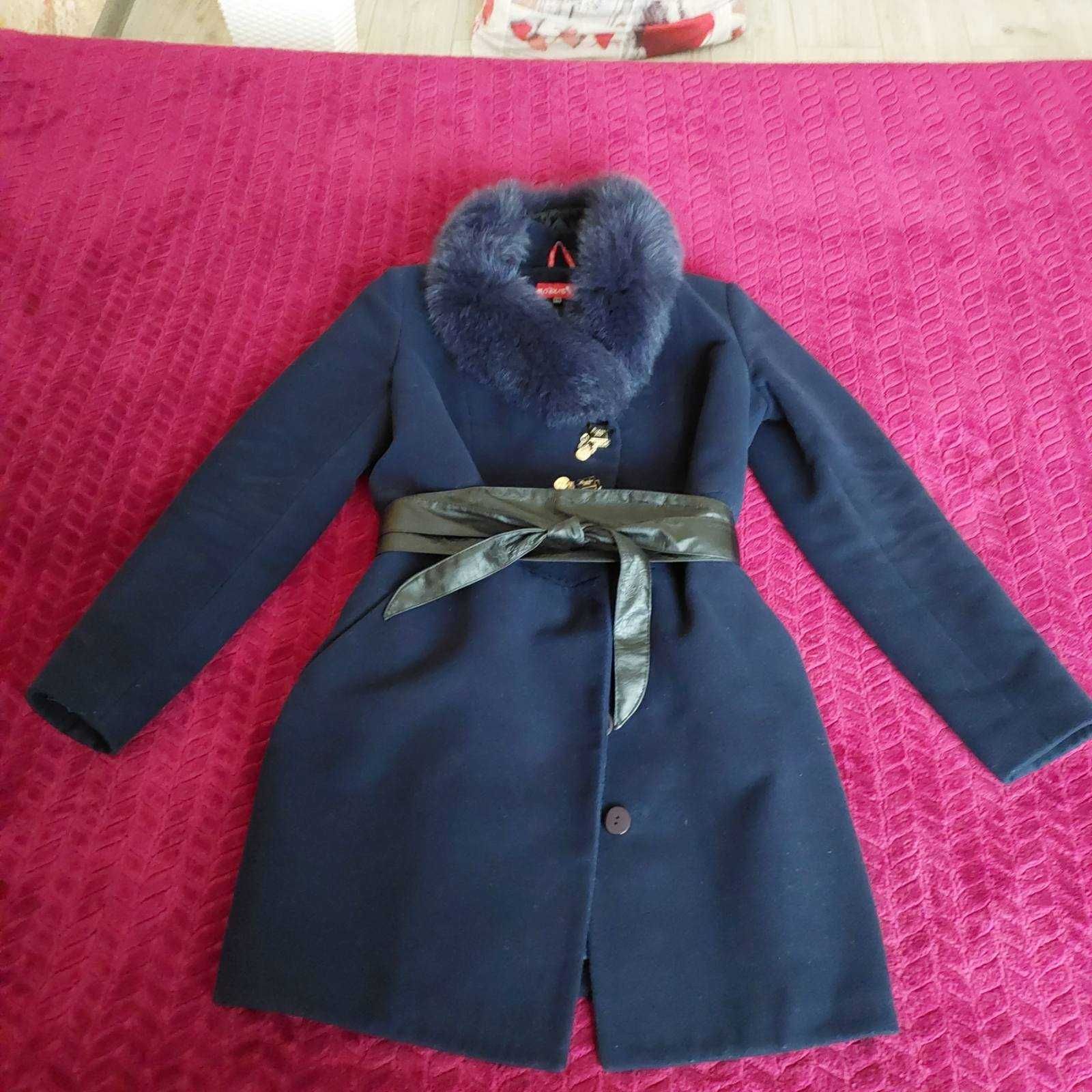 Пальто зимове темно-синього кольору р. 46-48