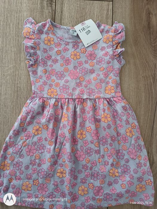 Sukienka nowa r.116