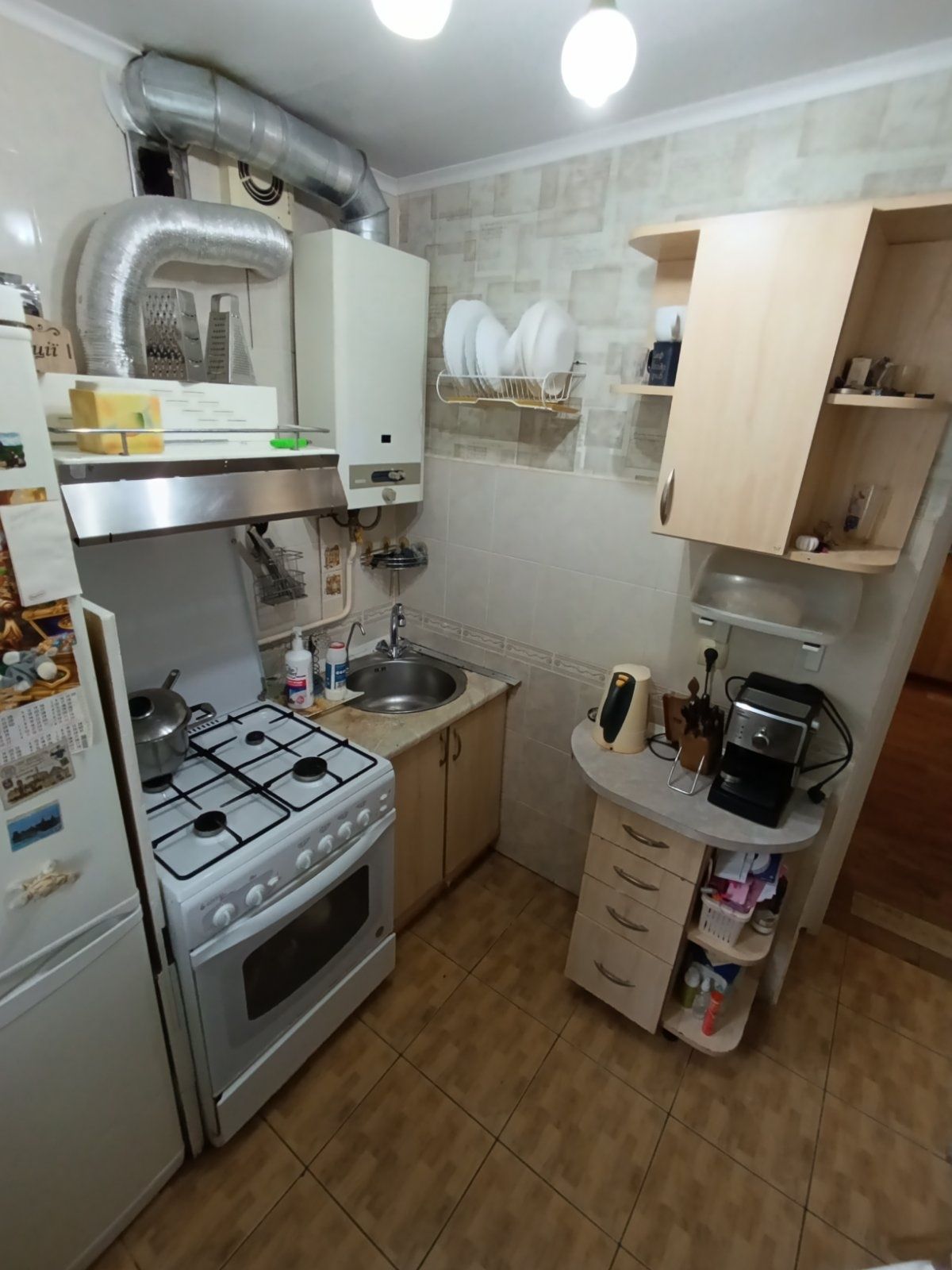 Продам 2 кВ 2/5 Виставка  вул.Перемоги Терміново Торг!