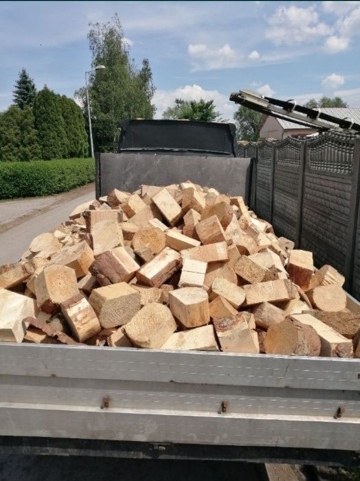 Zrębka dekoracyjna- gruba- ogrodowa, kora, drewno opałowe- transport.