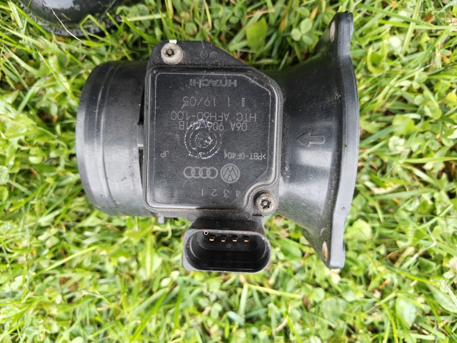 Przepływomierz powietrza audi