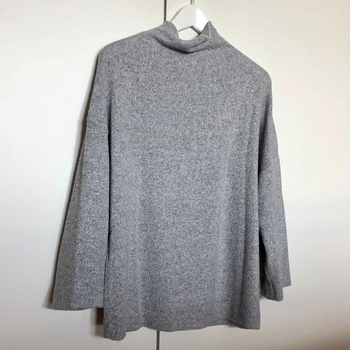 Camisola cinzenta suave M