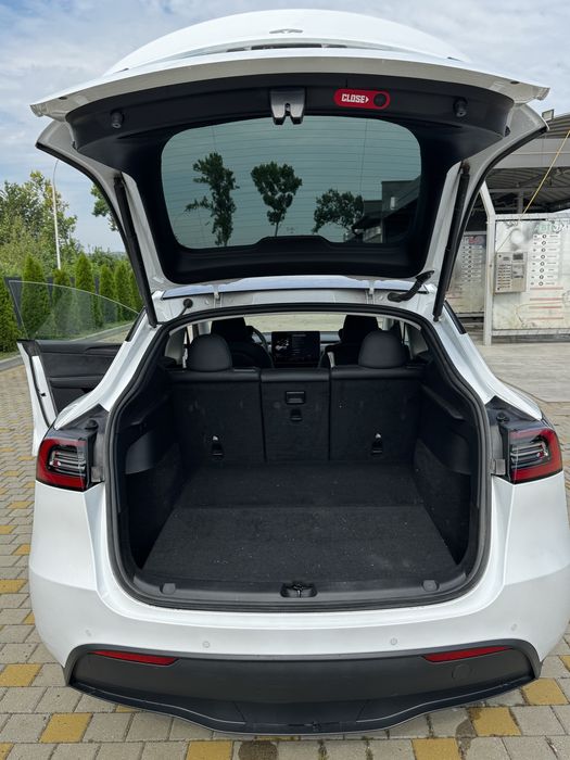 Tesla Model Y 2023  Long Range DM 82kw (Європа)