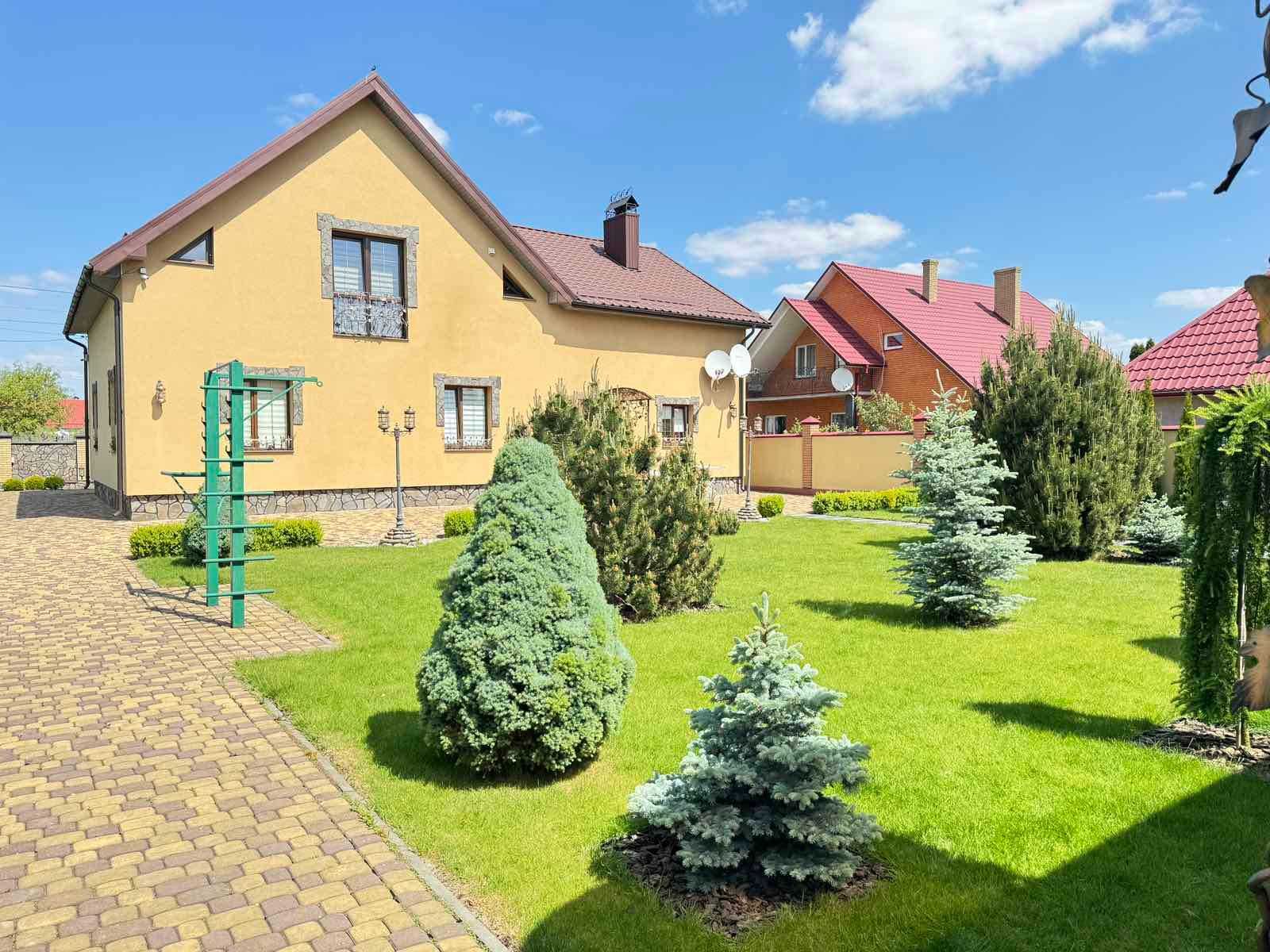 Продаж будинку в Струмівці