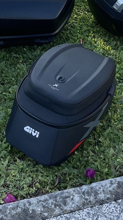 Mala tanklock Givi XL-04