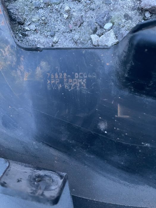 Брызговик передний/задний левый Toyota Tundra, Highlander, Lexus