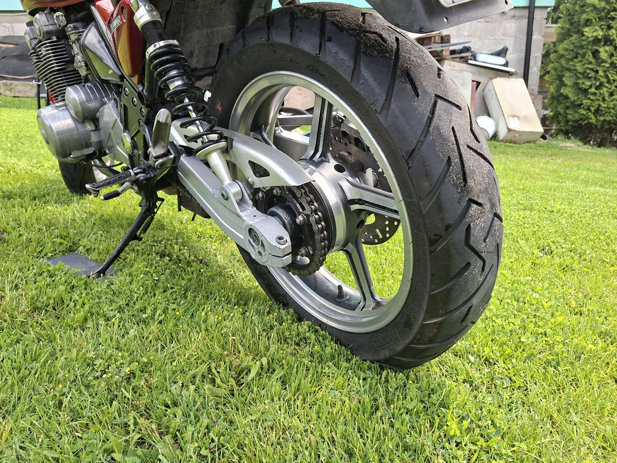Kawasaki Zephyr 550