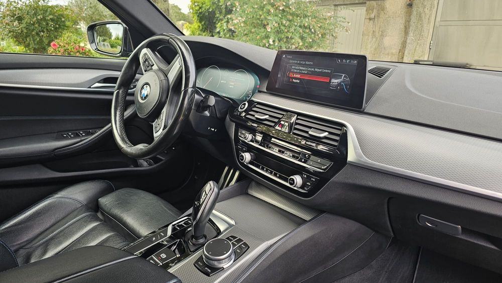 BMW  530 e pak M
