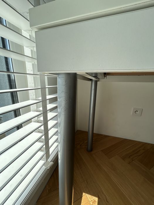 Biurko białe wymiar 60x120 dwie szuflady robione na zamówienie.