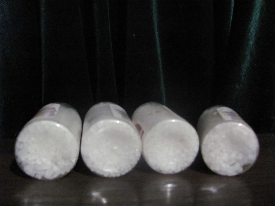 Соль для ванной. С законченым сроком годности.