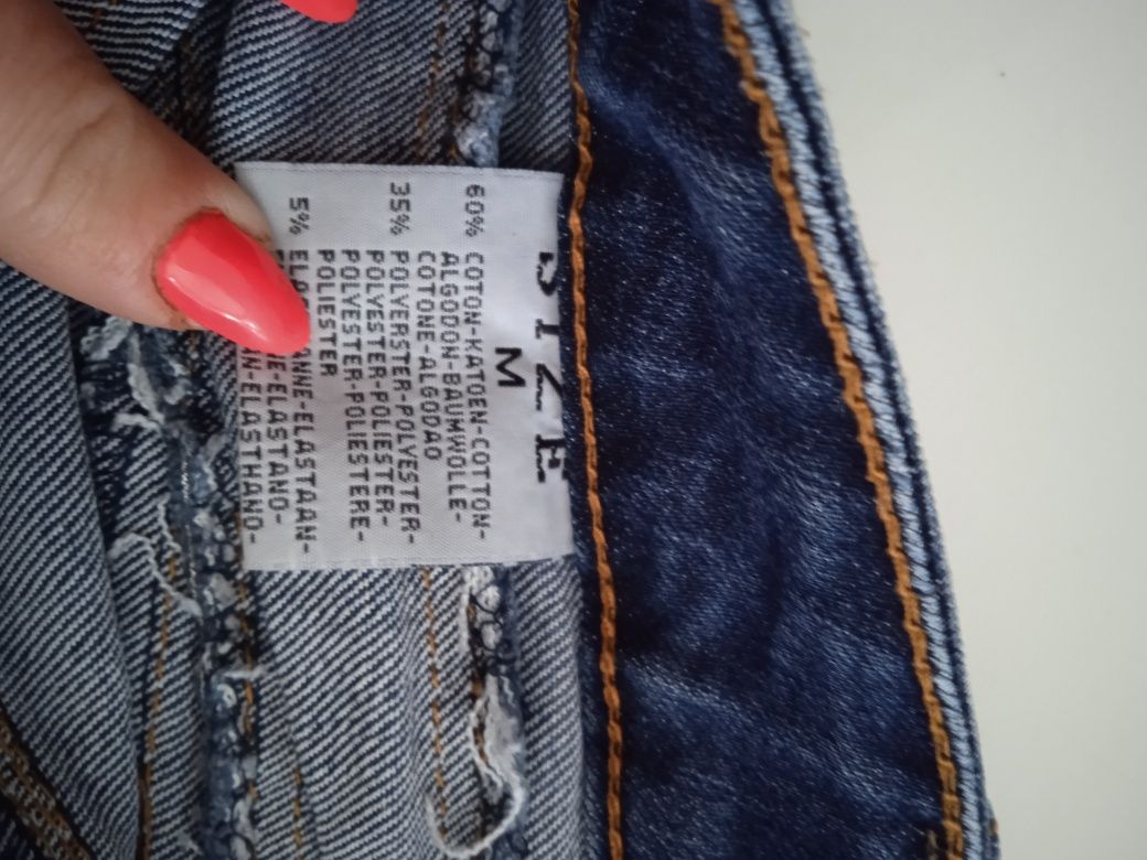 Spódniczka damska jeans r.m jak nowa