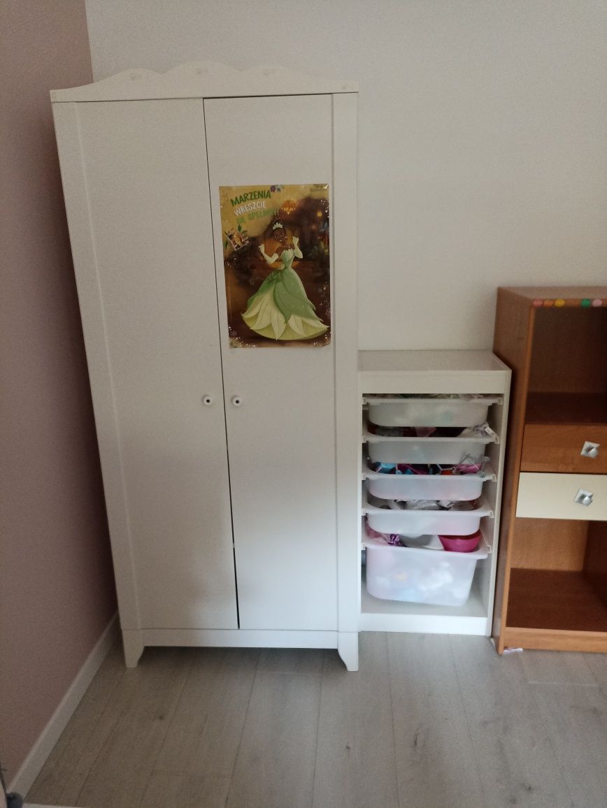 Szafa biała ikea