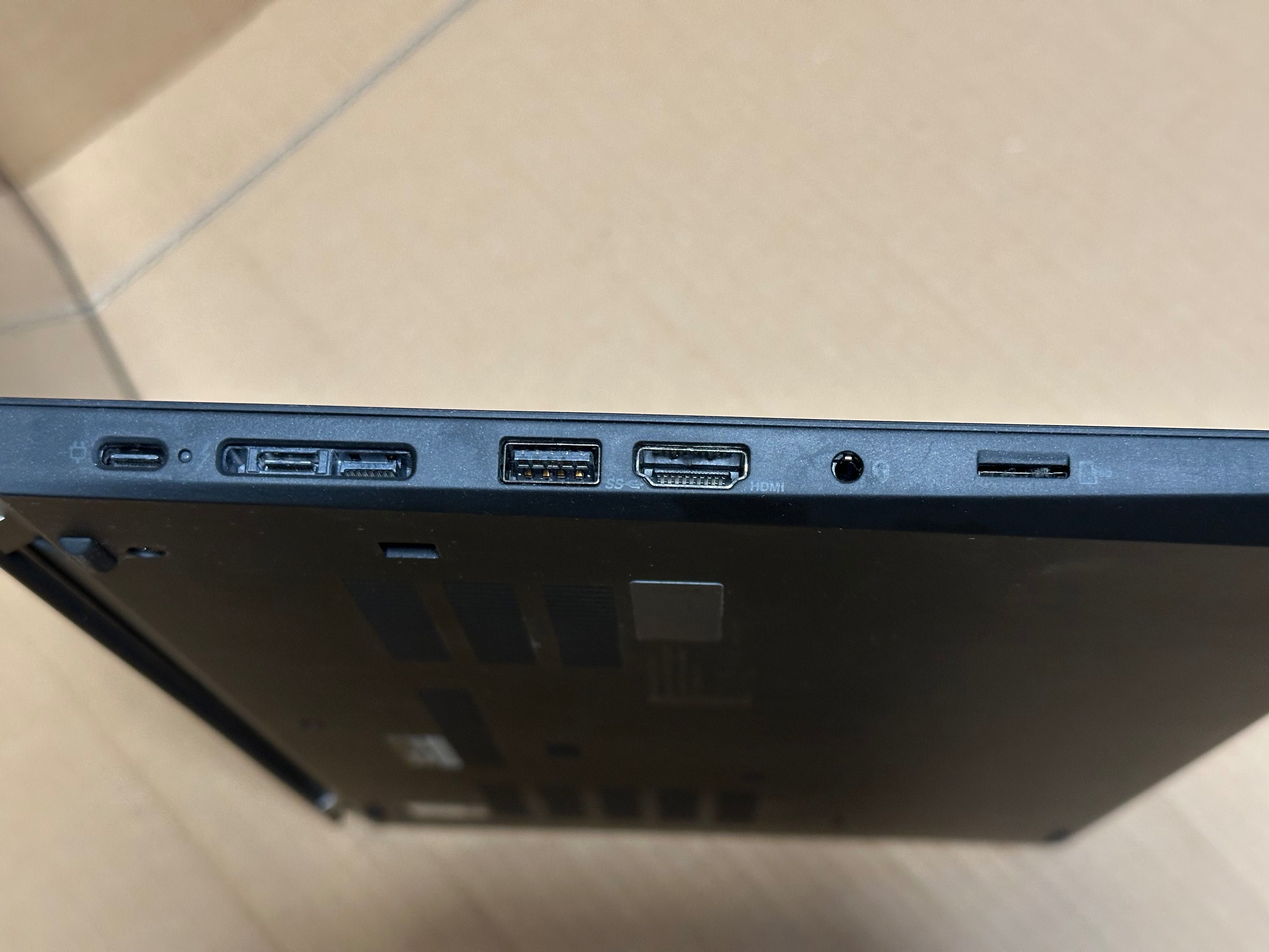 Ноутбук Lenovo ThinkPad T490 б/у, RAM 8Gb, NVMe 256Gb.
