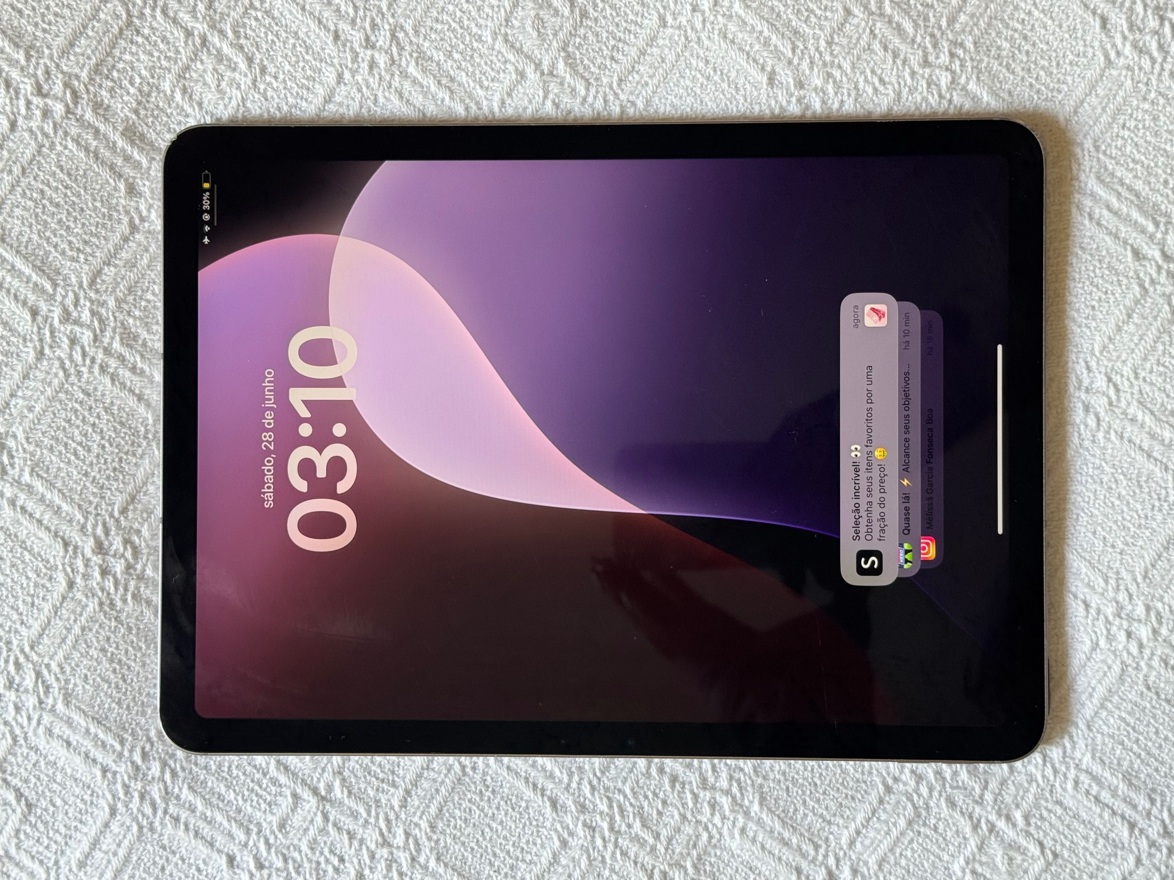 iPad Air 11 inch 128GB Space Grey + caneta  Stylus