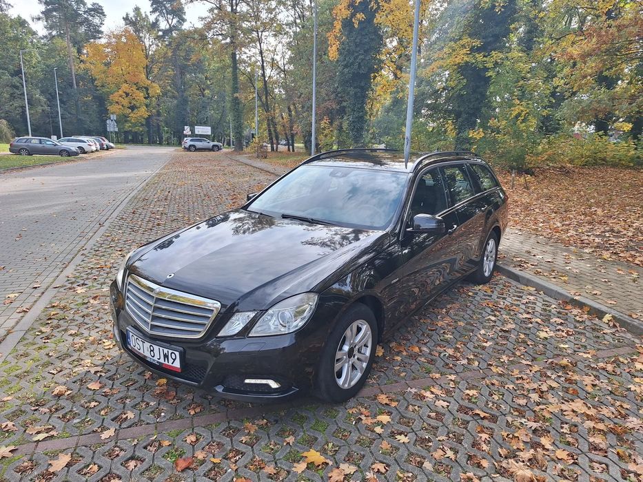 Mercedes-Benz Klasa E 1.8 benz/xsenon/klima/hak/sprowadzony zarejestrowany
