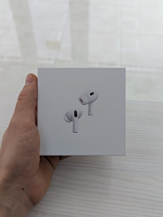 Безпровідні навушники Apple AirPods Pro 2