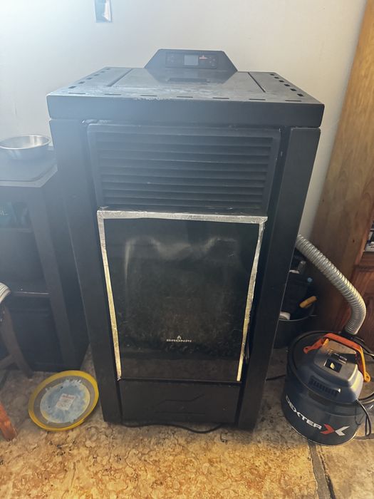 Salamandra a pelletes para aquecimento central