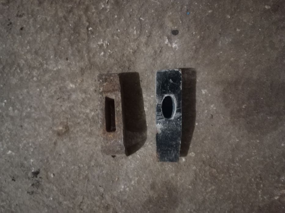 Młotki z czasów PRL.