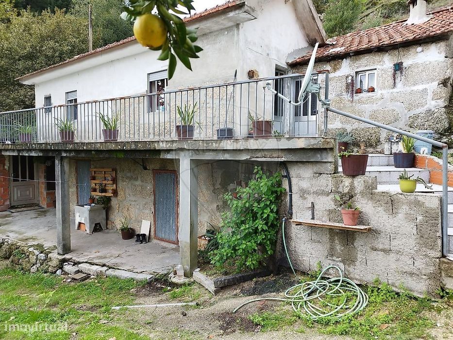 Moradia T2 para venda