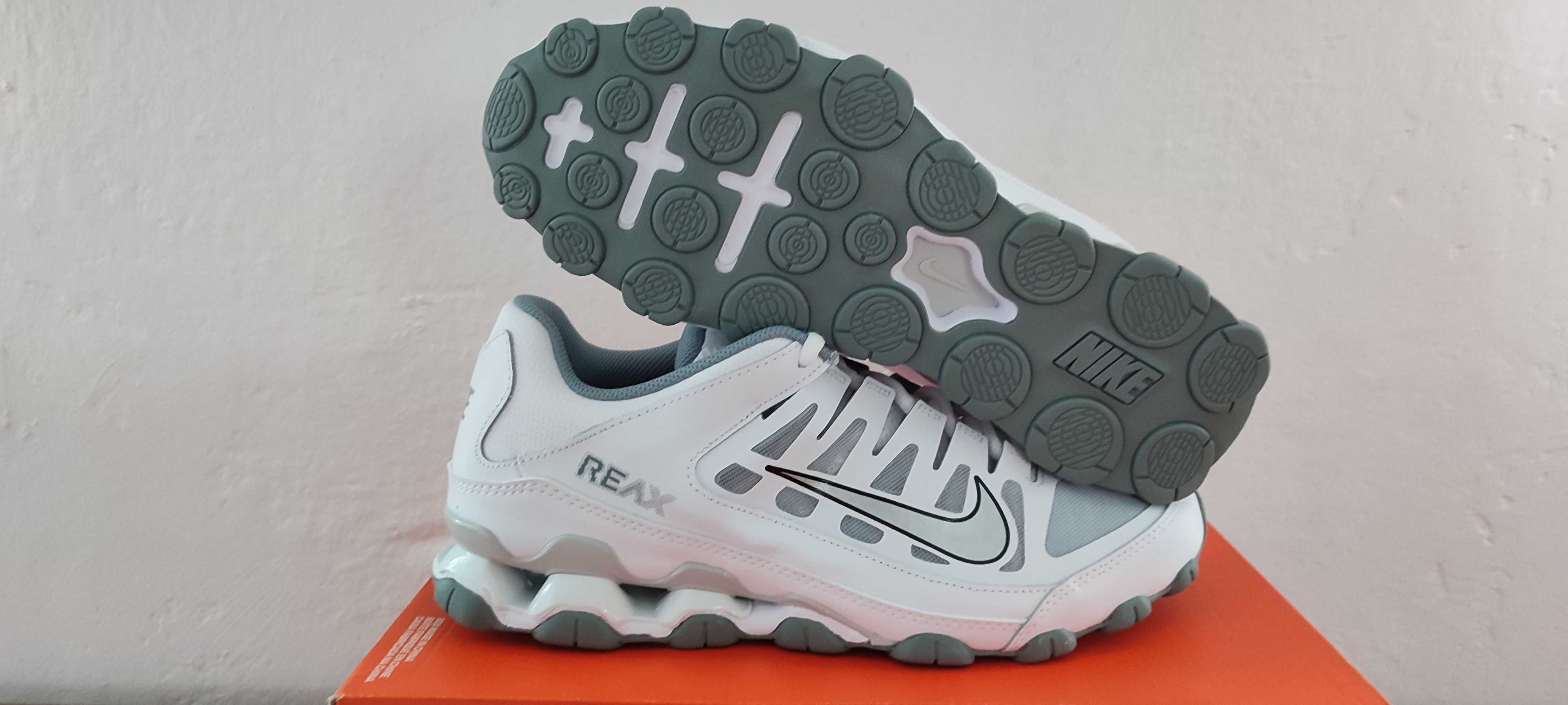 Nike Reax 8 TR MESH nowe 43