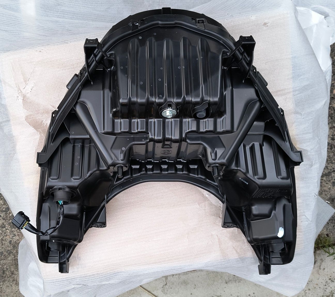Reflektor PCX przedni
