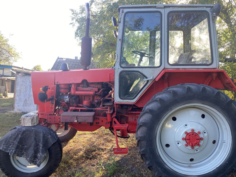 Трактор ЮМЗ-6 і культиватор