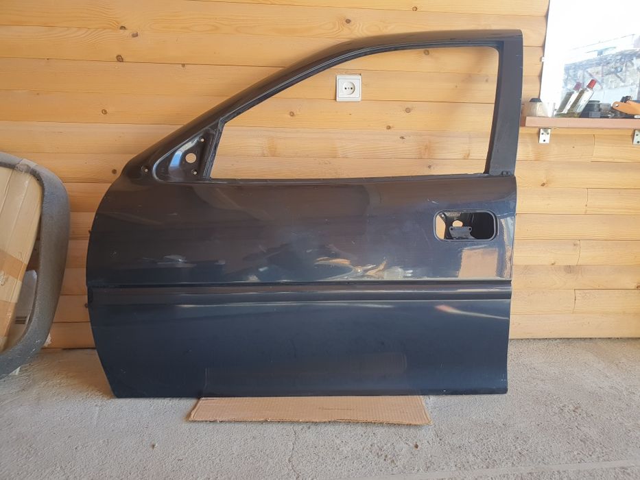 Продам. Двери Капот vectra b