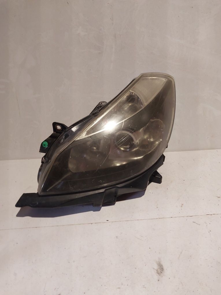 Renault clio III 3 lewa przednia lampa przód reflektor lewy soczewka