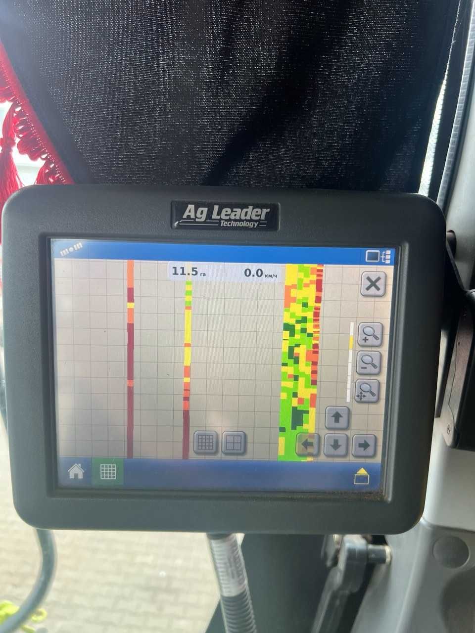 Зернозбиральний комбайн Claas Lexion 670