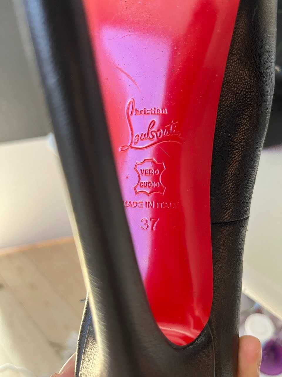 Szpilki Christian Louboutin na platformie