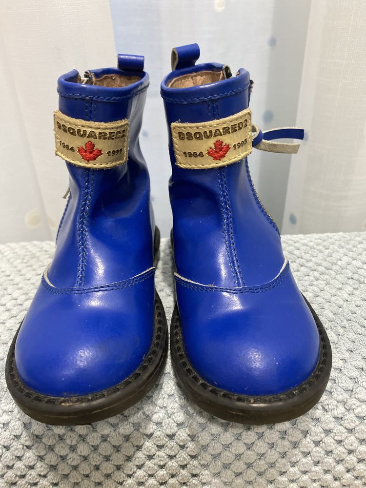 Осінні черевички Dsquared