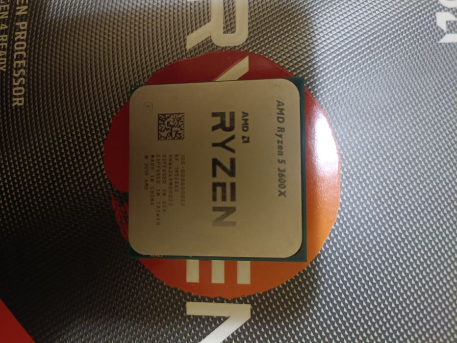 AMD Ryzen 5 3600X+AMD Wraith Prism LED RGB