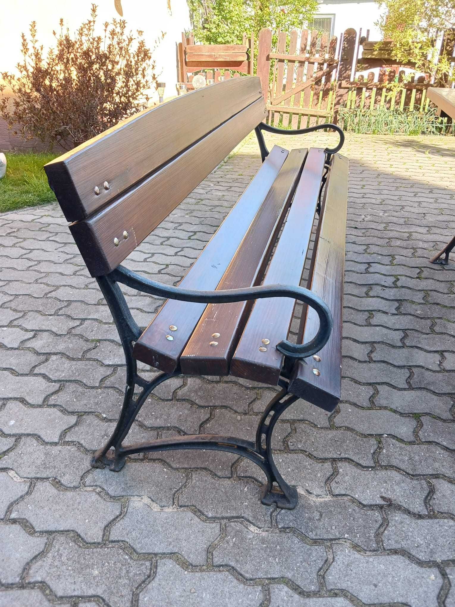 Zestaw mebli ogrodowych.