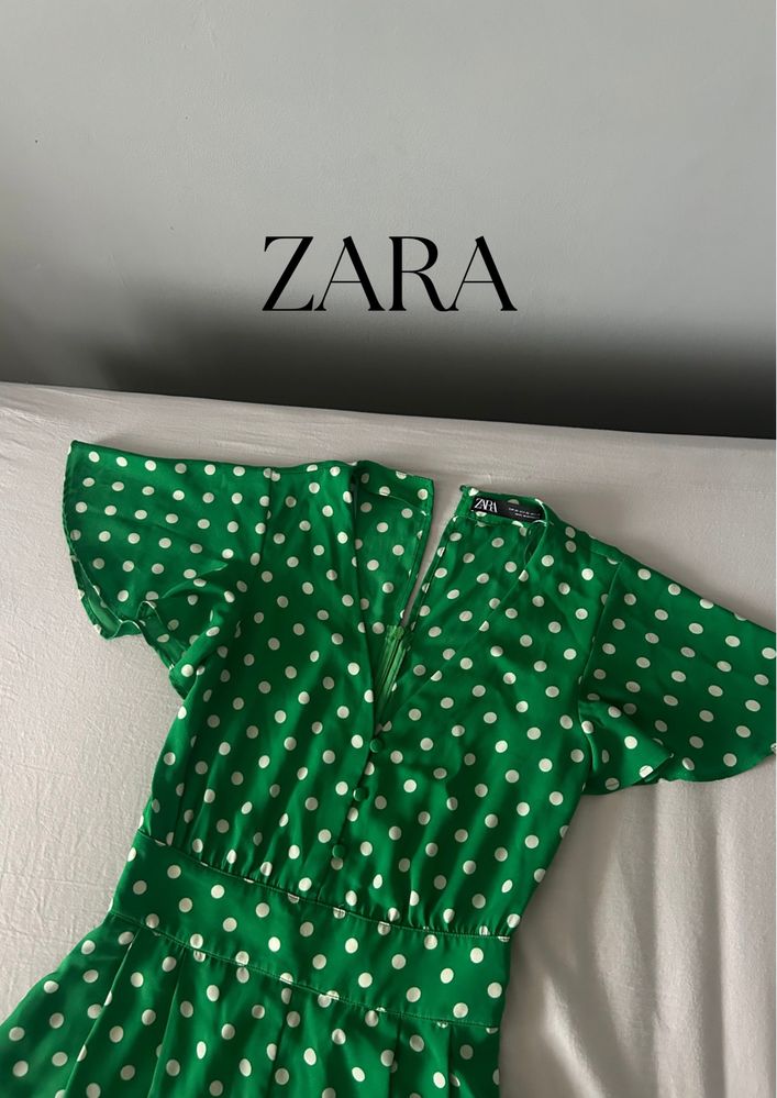 Zielony kombinezon w groszki Zara S