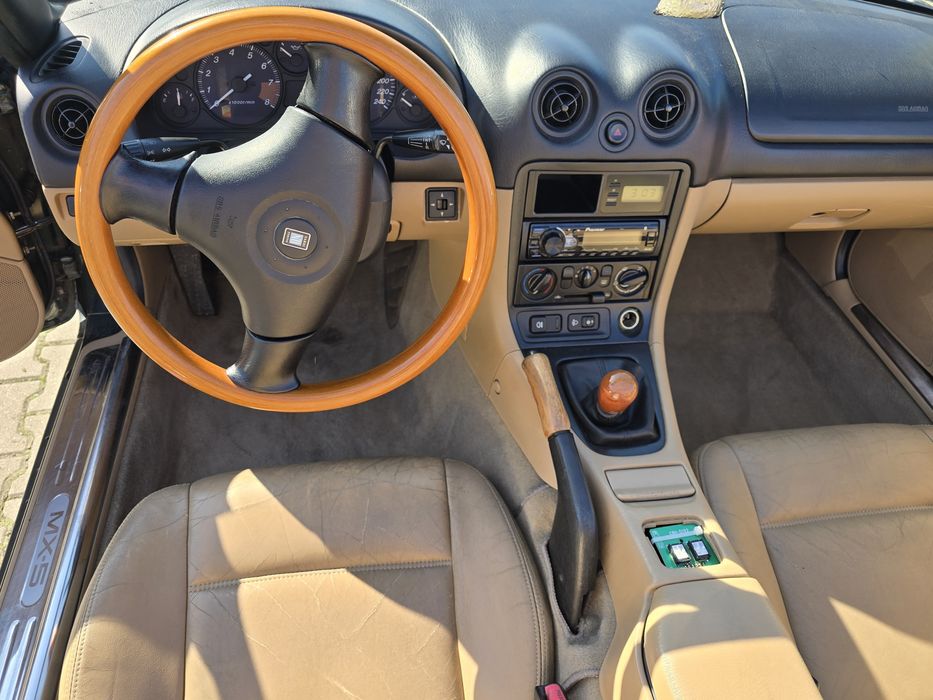 Mazda MX5 1.8 Benzyna 140km Nardi Torino Nowy Dach Skóra