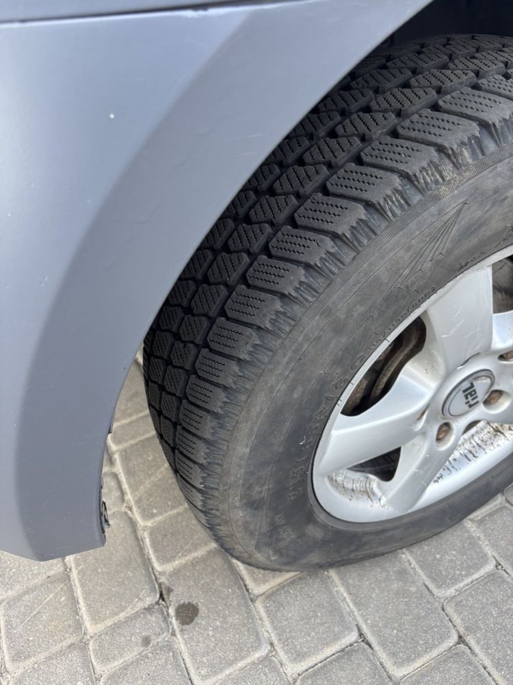 Продам kia sorento 2.5 автомат соренто