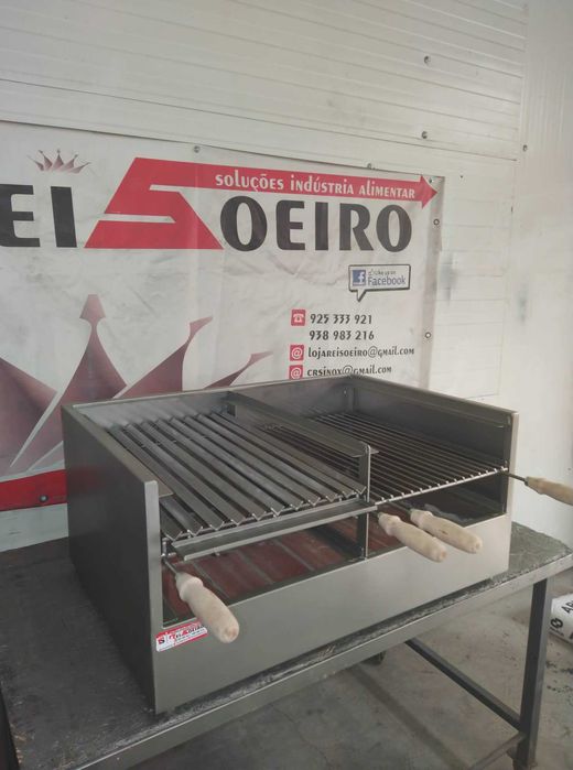 CHURRASQUEIRA INOX A CARVÃO (750X400X300MM) - Valor c/ IVA