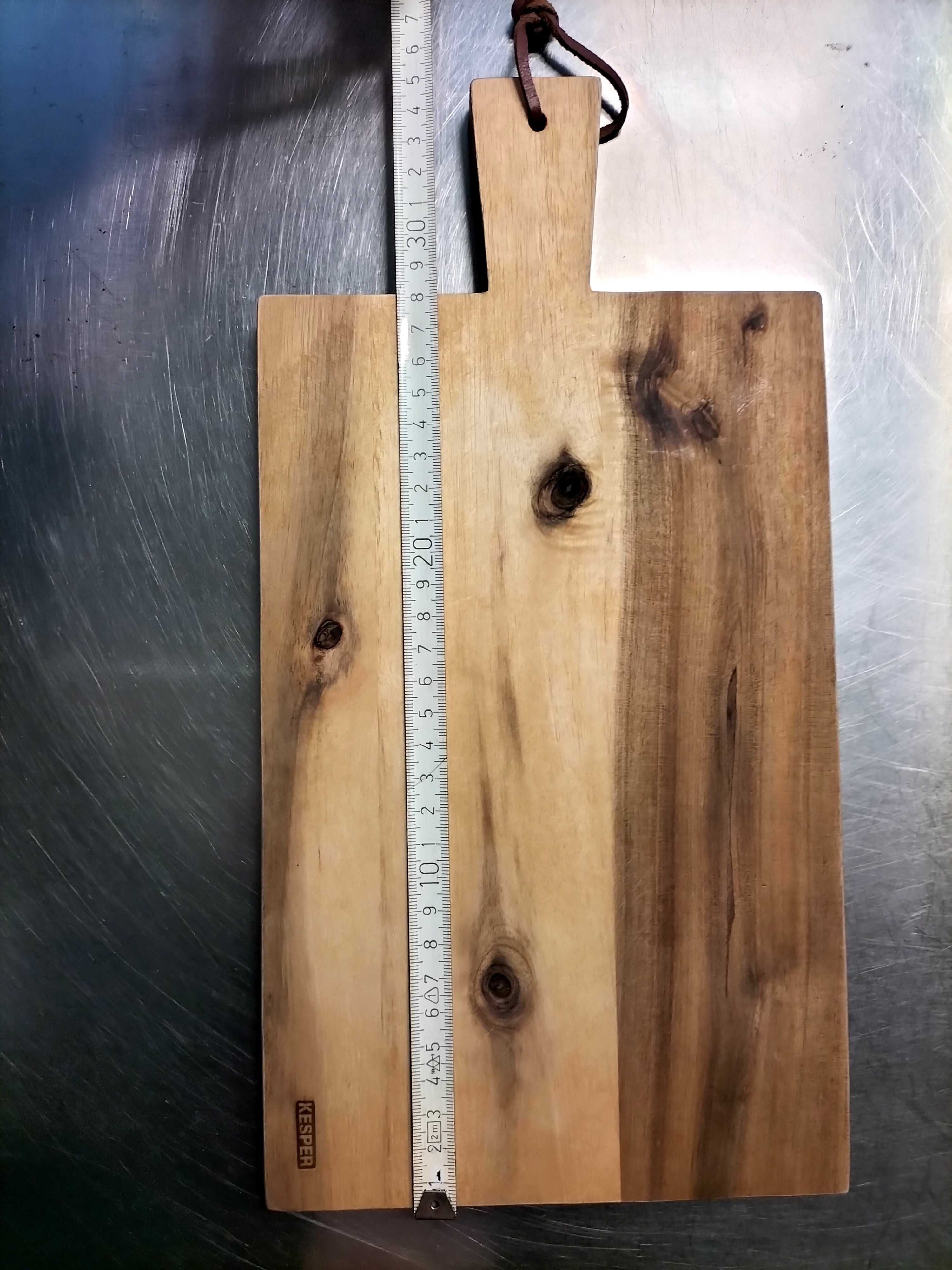 Deska drewniana do serwowania np. serów