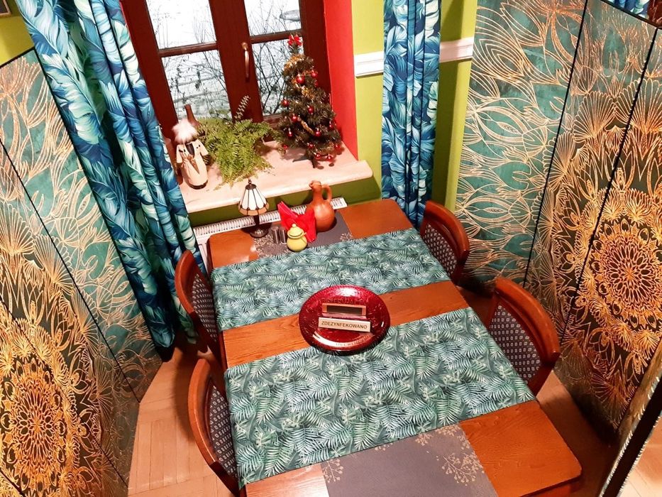Stół rozkładany BAVARIA MAX z 6 krzesłami , IDEALNE DO RESTAURACJI!