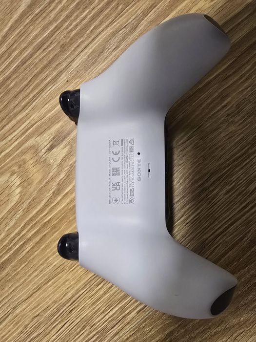 Konsola Sony PlayStation 5 z napędem, stan idealny