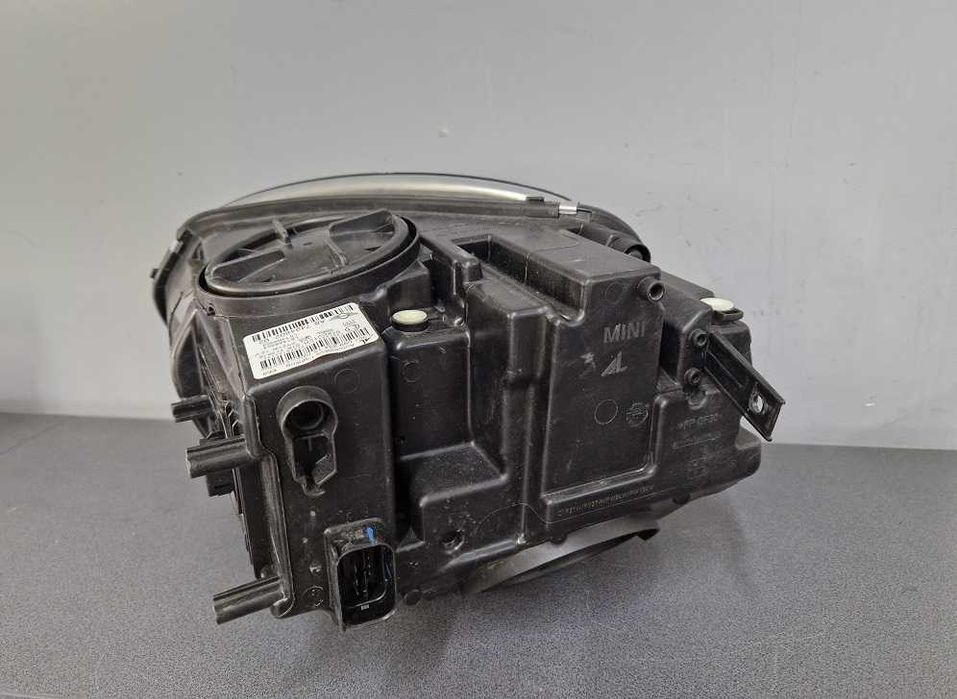 Mini Countryman F60 Lampa Przód Prawa Led