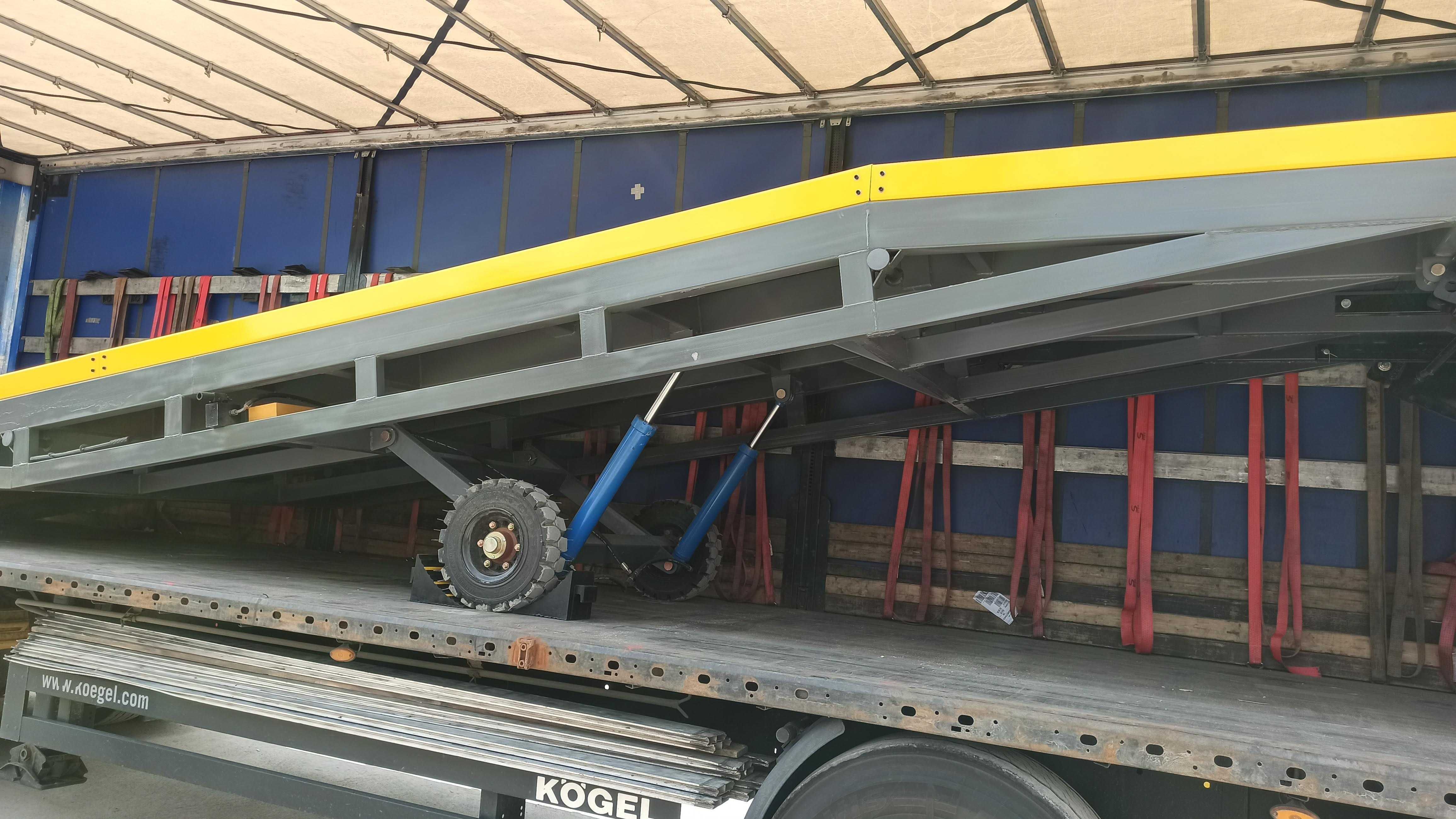 Rampa mobilna 8 ton OD RĘKI  załadunkowa przeładunkowa do kontenera