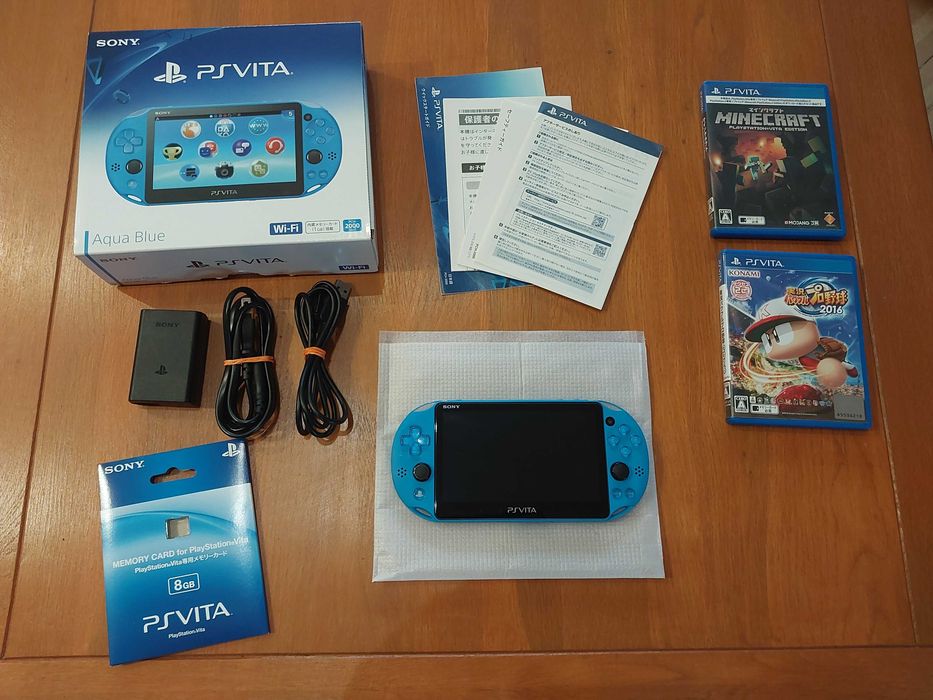 Konsola Sony PS Vita AQUA BLUE + karta 8 gb + gry