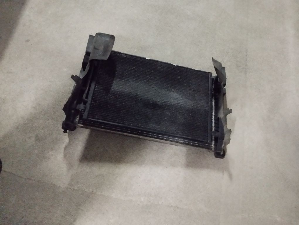 Radiador e tubo da frente Audi A4 2005