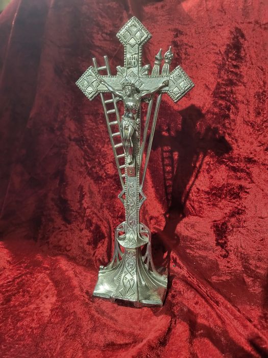 Krzyż symbole Męki pasyjka