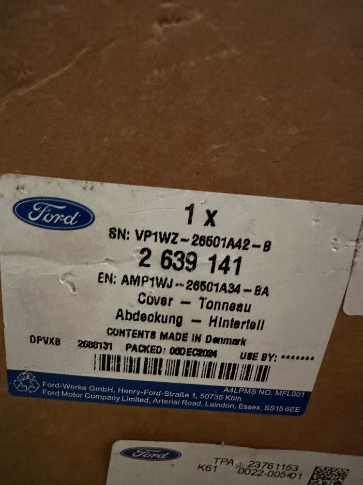 Oryginalna Pokrywa bagażnika wysuwana czarna roleta Ford Ranger Raptor