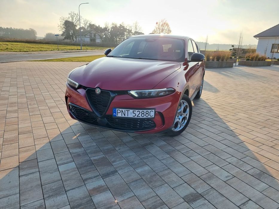 Alfa Romeo Tonale Hybryda. Super auto.